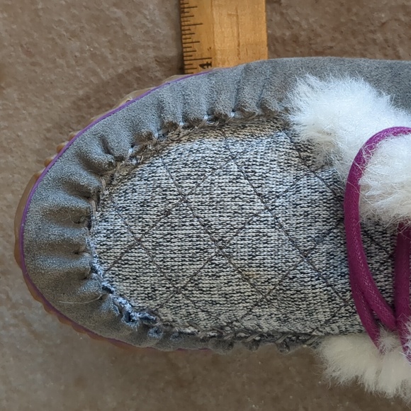 Sorel Out N About women's faux fur lined gray suede winter moccasins size 7 - Picture 11 of 12